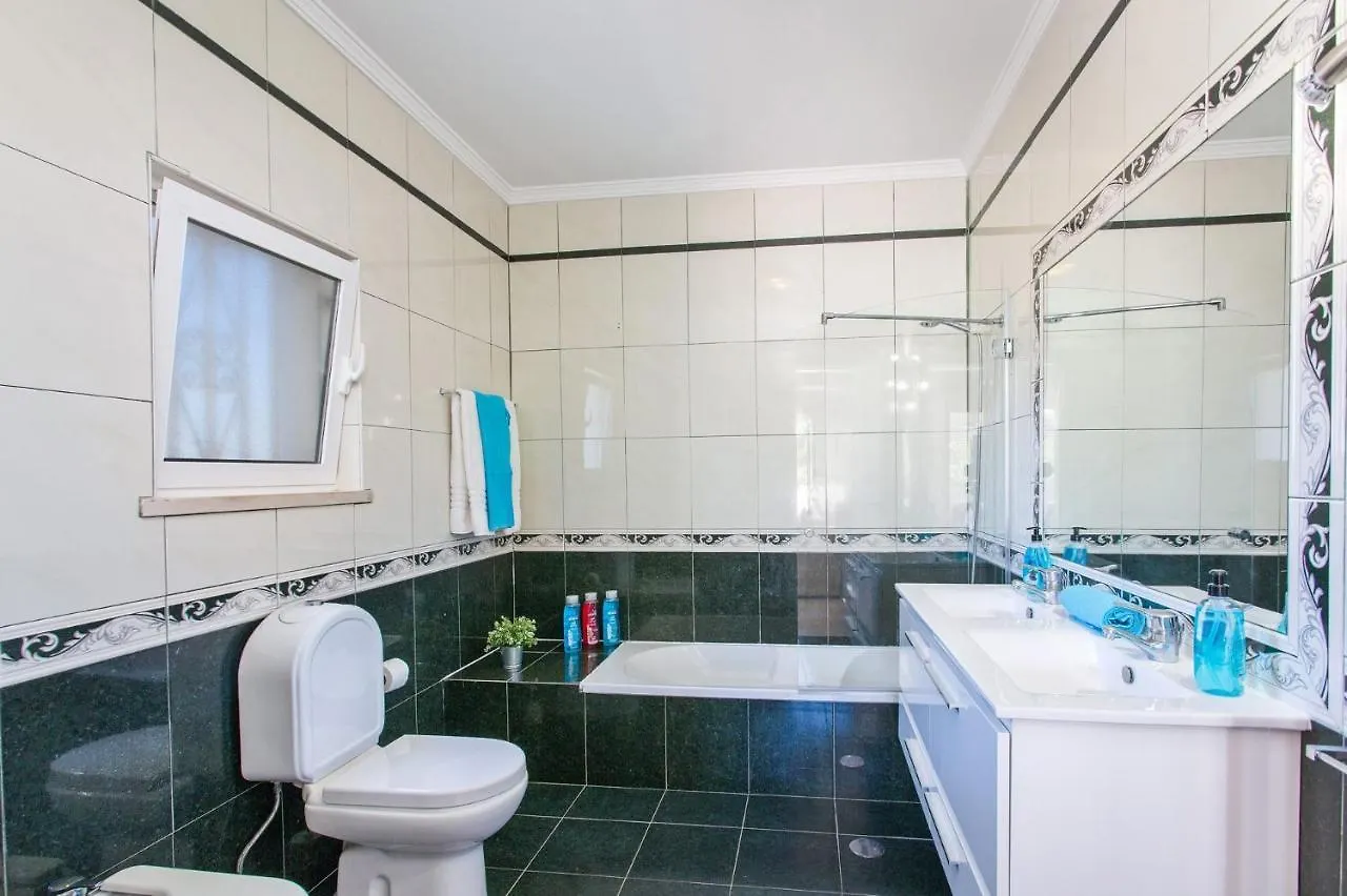Villa Sandra By Villa Plus Olhos de Agua  Portugal