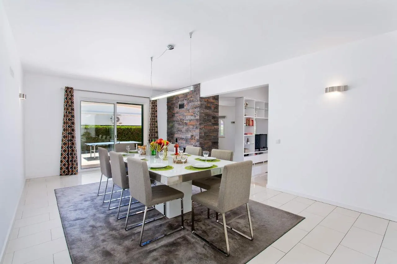 Villa Sandra By Villa Plus Olhos de Agua